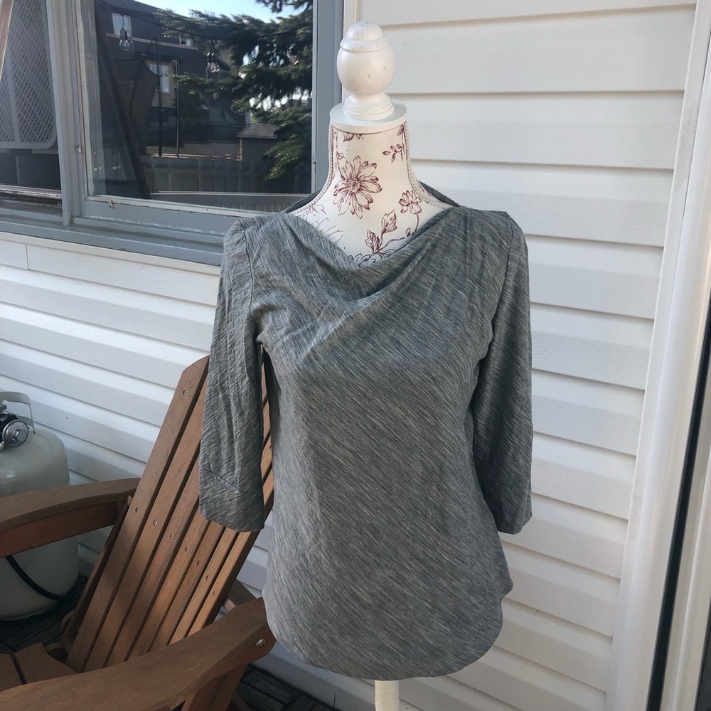 Icebreaker Cowl Neck 3/4 Sleeve Small Shirt